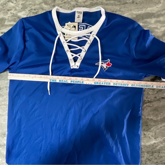 Toronto Blue Jays ladies shirts (lot of 2) Size Large both NWT (P1) - Picture 8 of 14